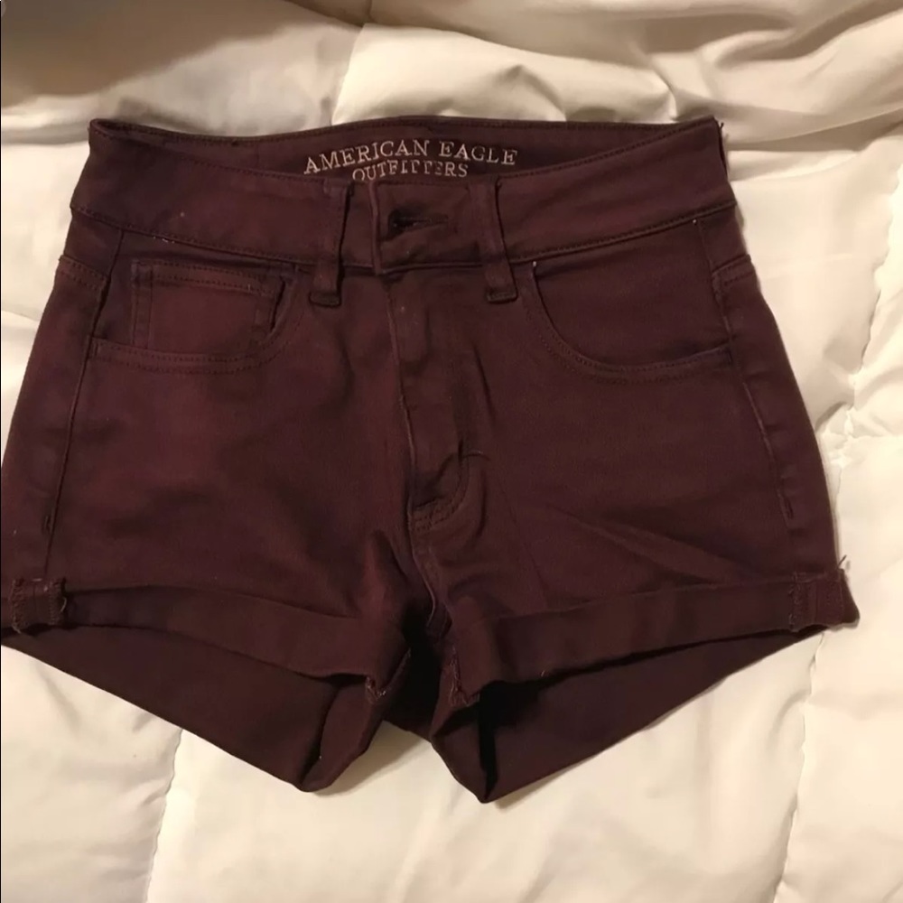 American eagle maroon shorts